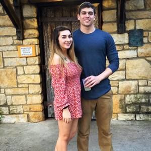 Meet your Posher, Makayla